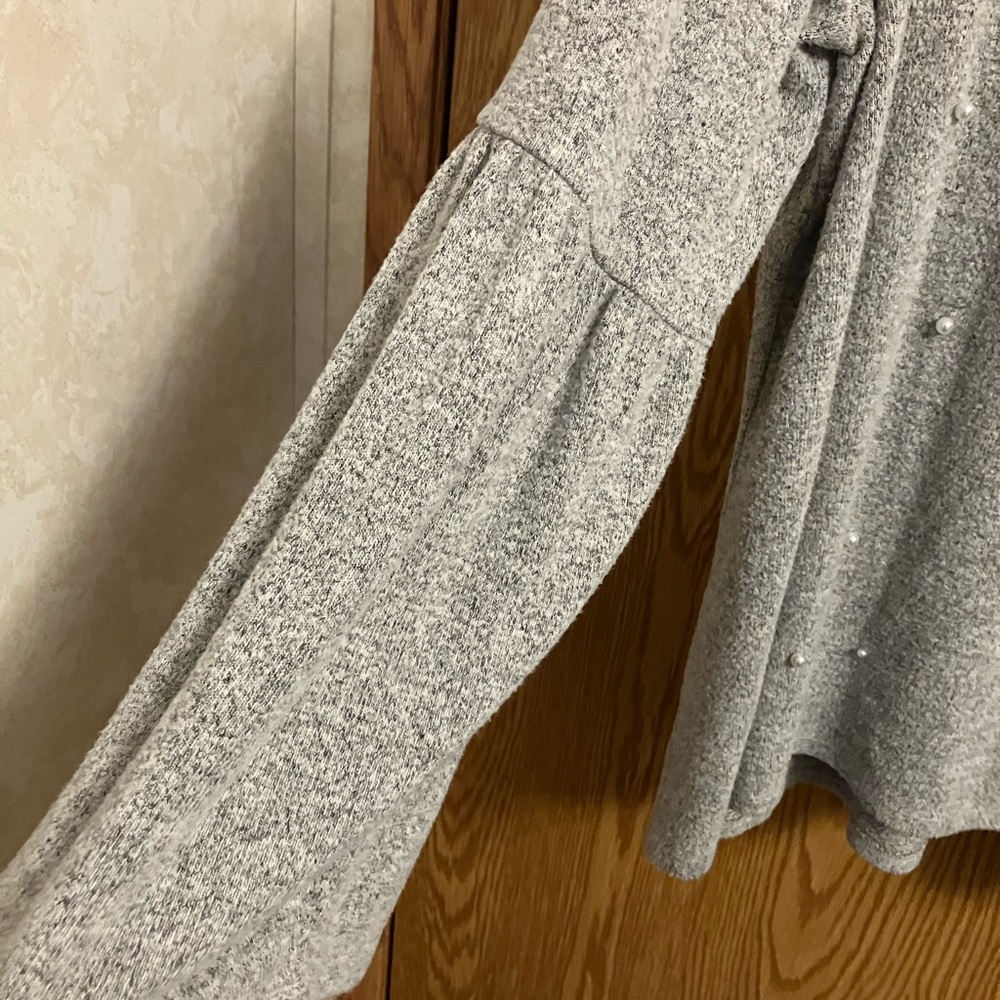 Heather Gray Simply Vera XL Long Sleeve Sweater with Pearl Embellishments - Picture 5 of 7